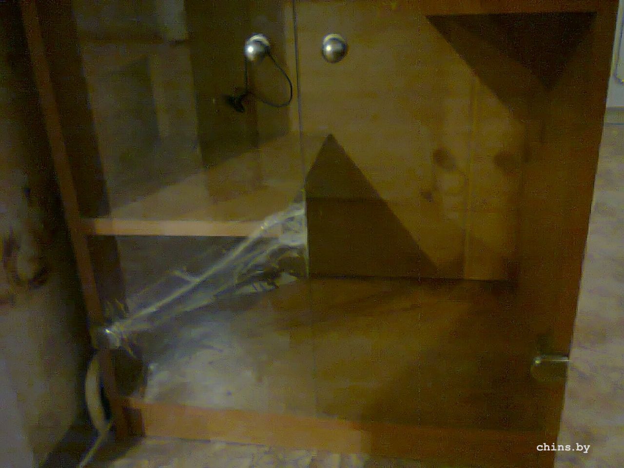 витрина стекло.jpg